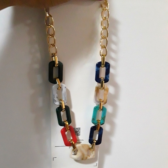 Necklace - Picture 1 of 3